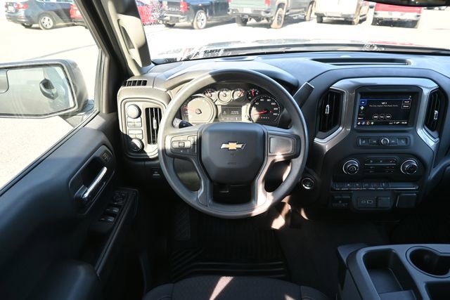Used 2025 Chevrolet Silverado 1500 Custom image 13