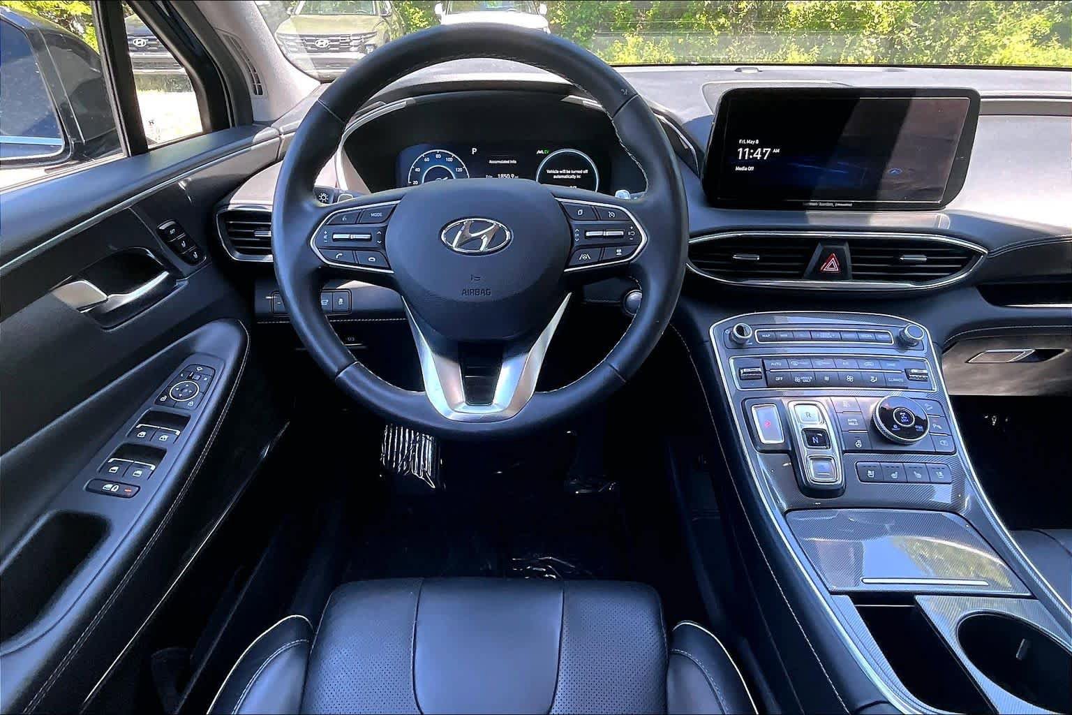 Used 2023 Hyundai Santa Fe Limited AWD/4WD image 6