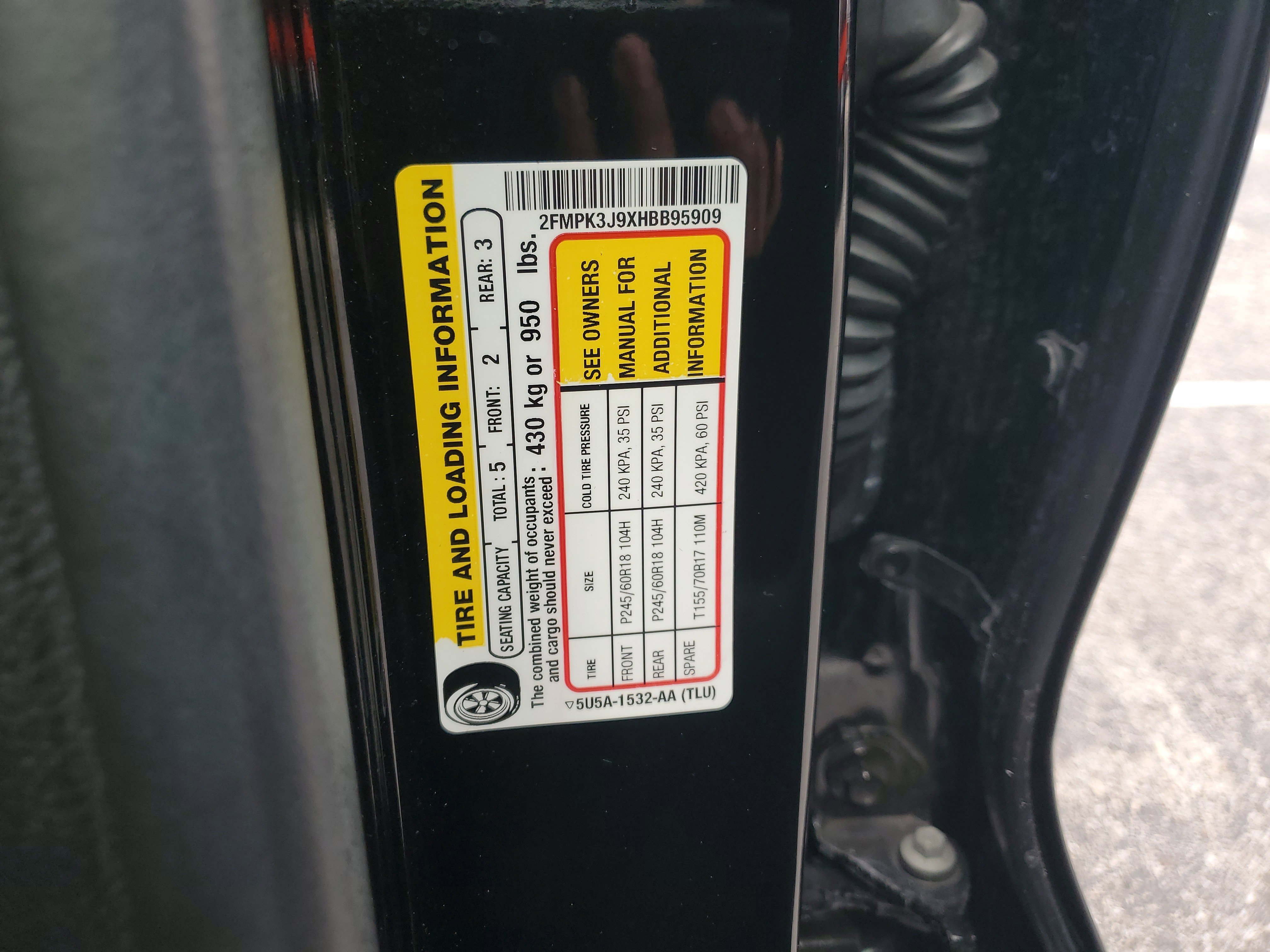 Certified 2017 Ford Edge SEL w/ Equipment Group 201A image 32