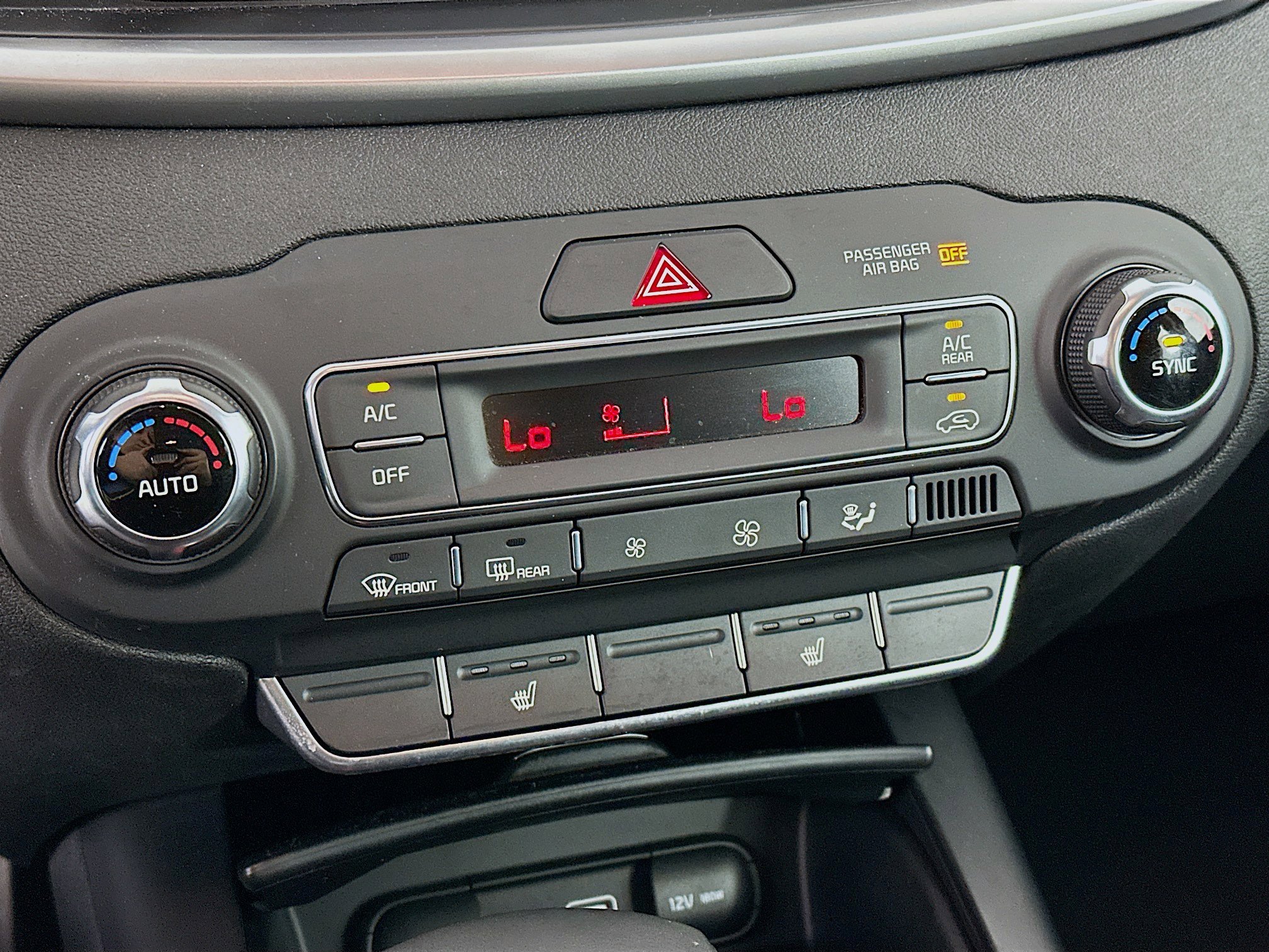 Used 2019 Kia Sorento LX w/ LX V6 Convenience Package image 23