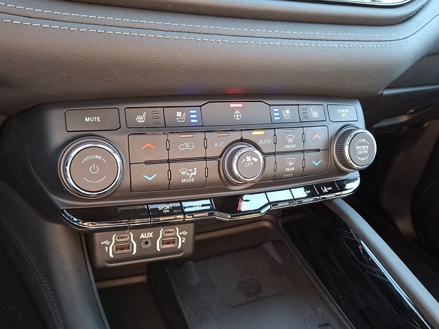 Certified 2021 Dodge Durango Citadel AWD/4WD image 21