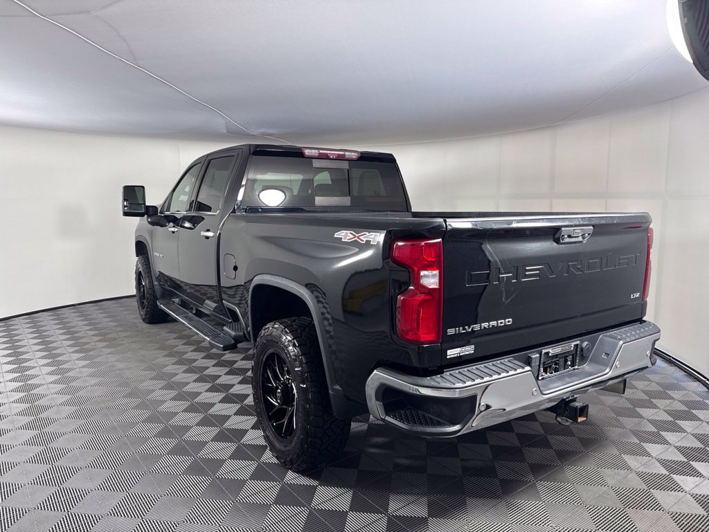 Used 2020 Chevrolet Silverado 2500 LTZ w/ LTZ Plus Package AWD/4WD image 3