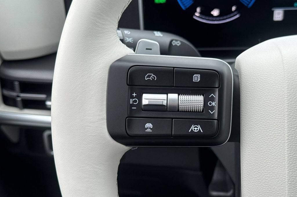 New 2026 Hyundai Santa Fe SE FWD image 25