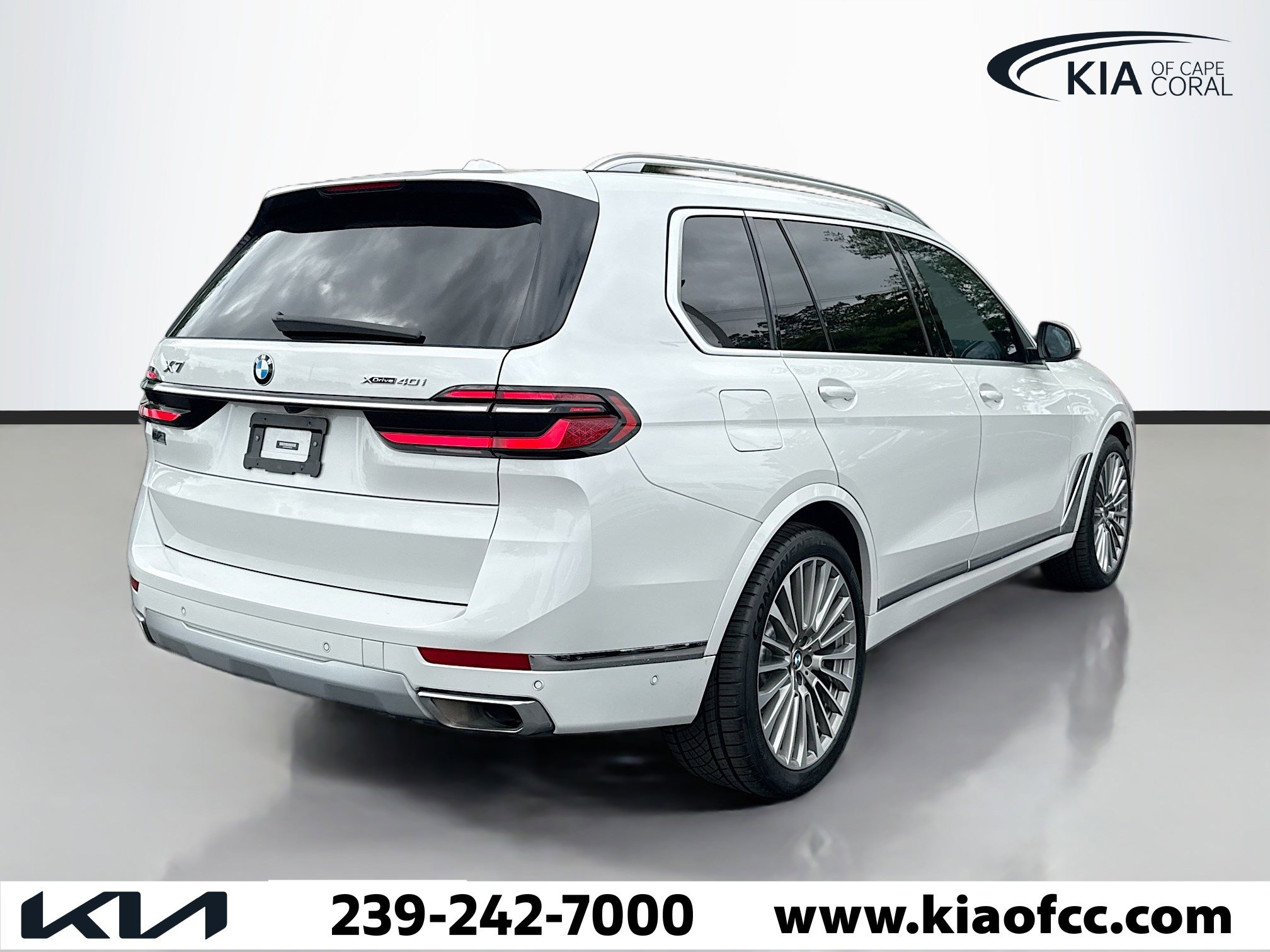 Used 2023 BMW X7 xDrive40i w/ Executive Package image 6