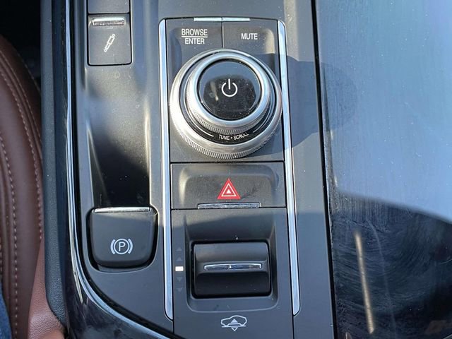 Used 2021 Maserati Levante image 26