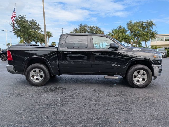 Used 2025 RAM 1500 Big Horn AWD/4WD image 2