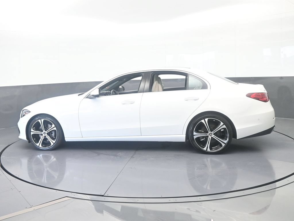 Used 2025 Mercedes-Benz C 300 Sedan image 3