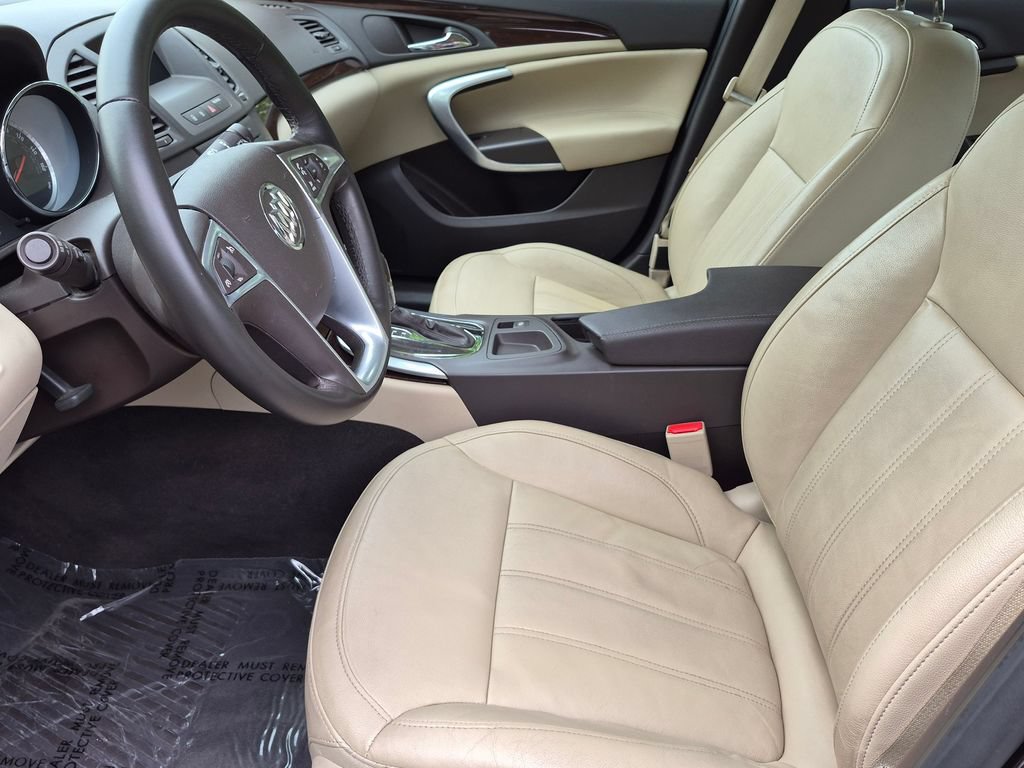 Used 2011 Buick Regal CXL Turbo w/ TO2 Preferred Equipment Group FWD image 12