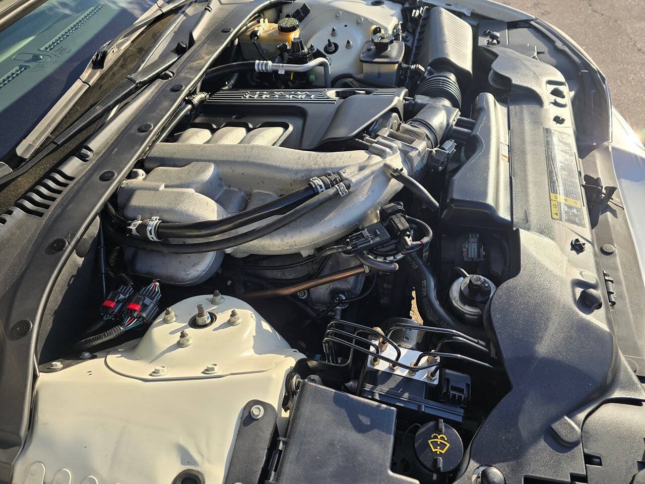 Used 2004 Lincoln LS RWD image 48