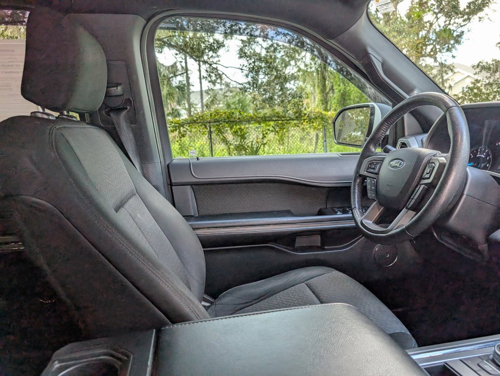 Used 2020 Ford Expedition Max XLT image 14