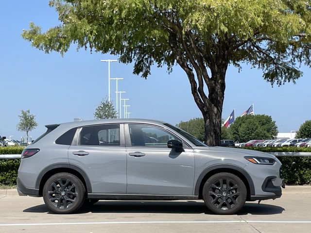 Used 2024 Honda HR-V Sport image 3