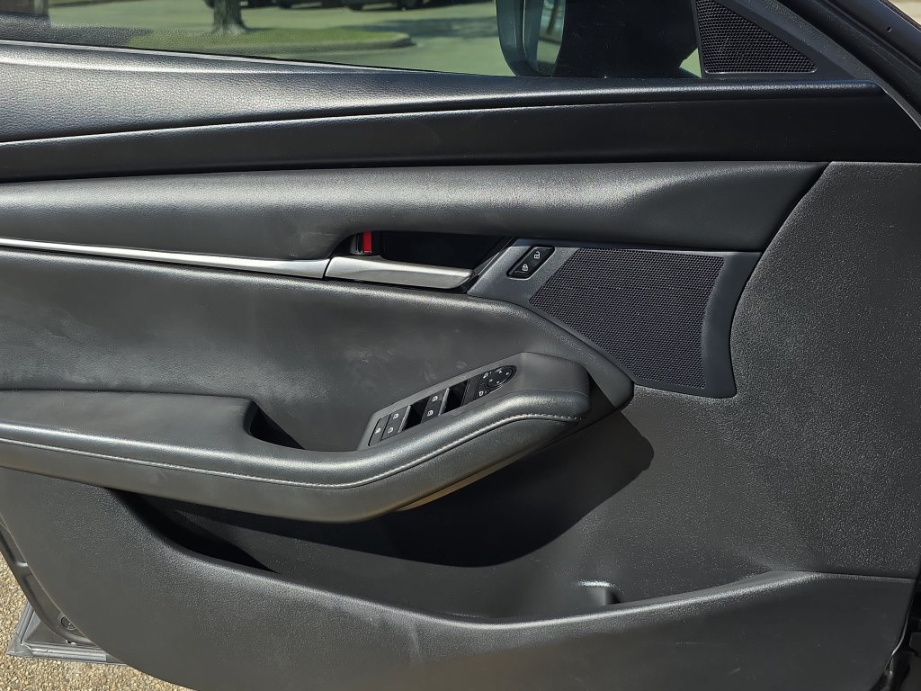 Used 2021 MAZDA MAZDA3 s FWD image 27
