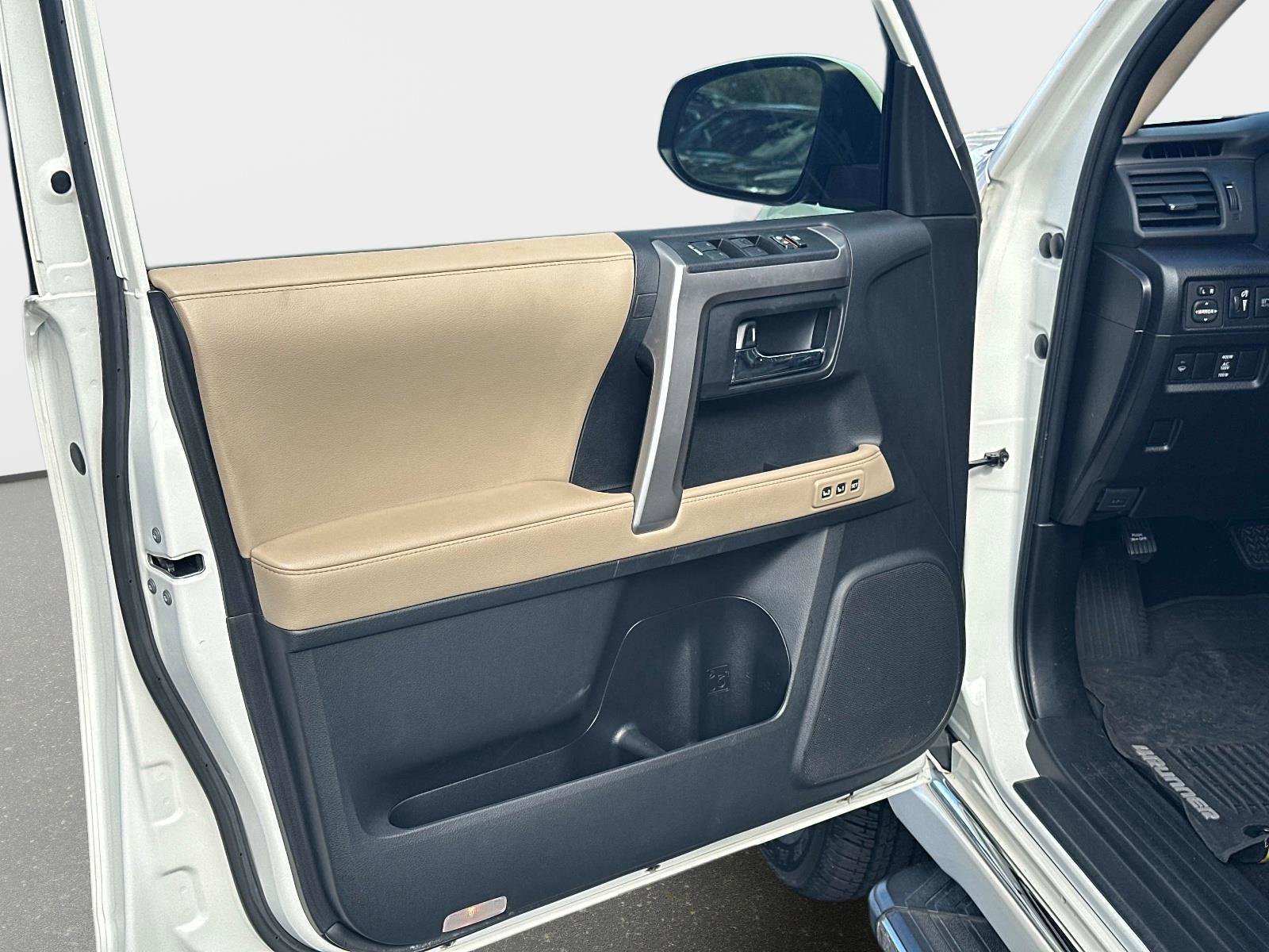 Used 2020 Toyota 4Runner Limited image 17