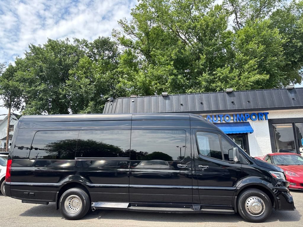Used 2020 Mercedes-Benz Sprinter 3500 image 3