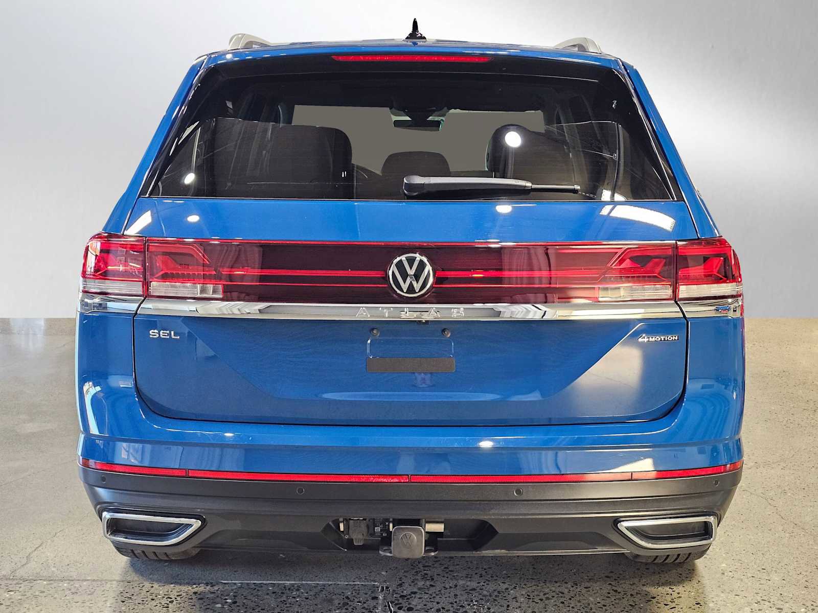 Used 2025 Volkswagen Atlas SEL image 6