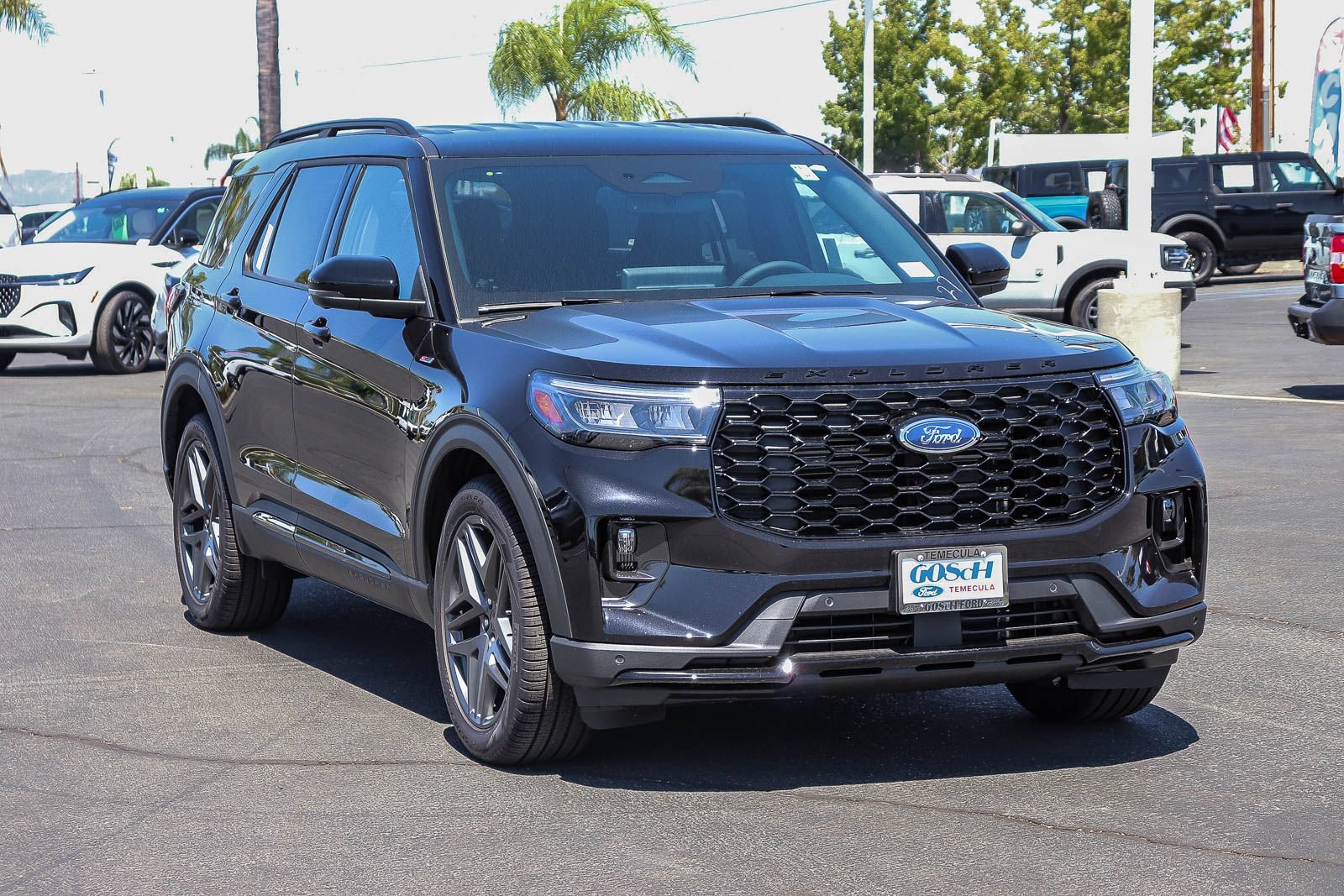 New 2026 Ford Explorer ST-Line w/ ST-Line Street Pack RWD image 3