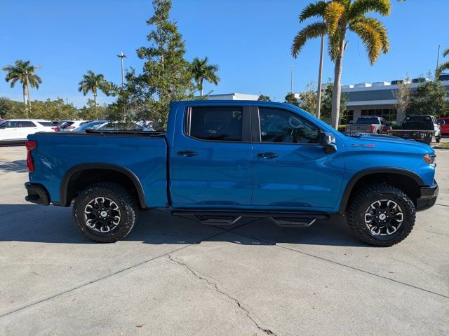 Used 2022 Chevrolet Silverado 1500 ZR2 image 3
