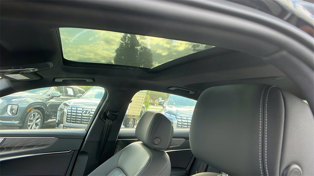 Used 2024 Audi A6 Premium Plus image 16