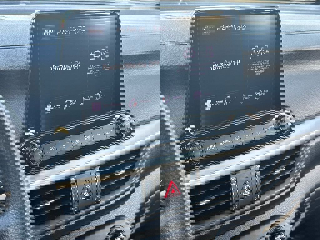 Used 2023 Kia Forte LXS image 28