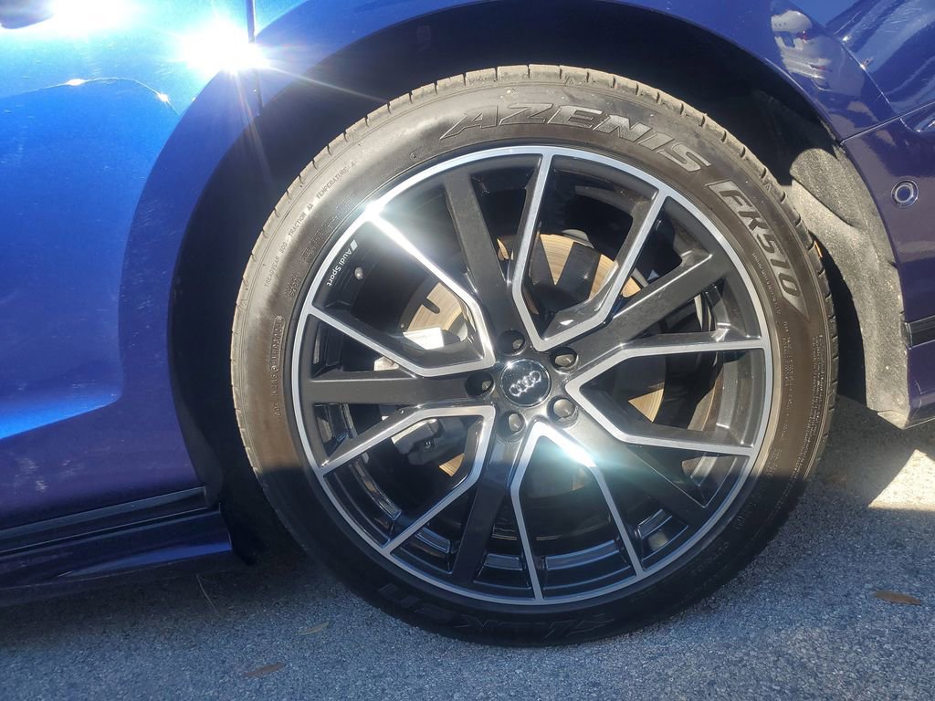 Used 2020 Audi A8 L 3.0T w/ Executive Package image 11