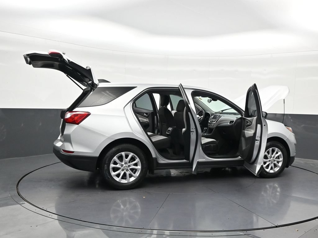 Used 2021 Chevrolet Equinox LS FWD image 33