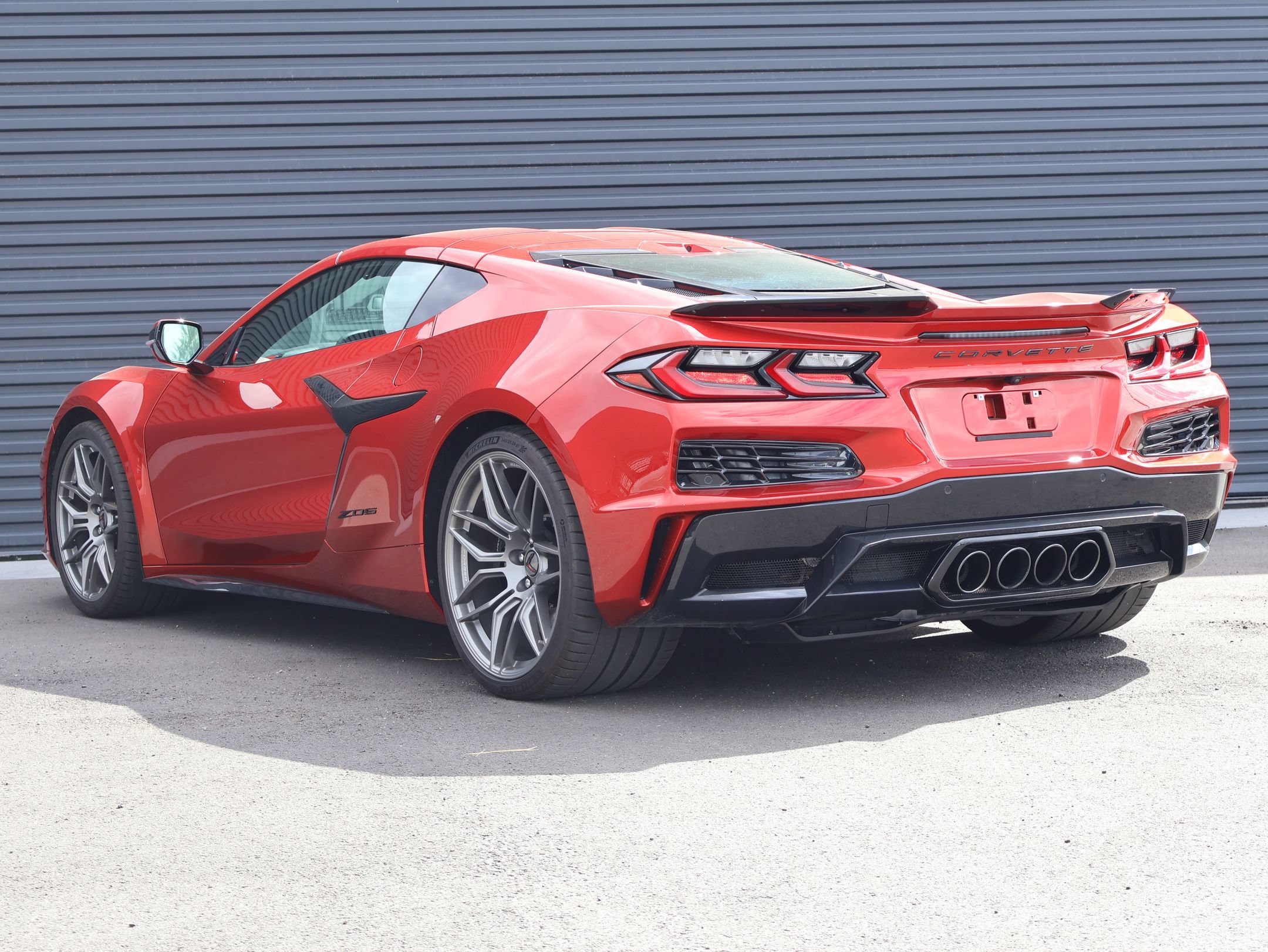 Used 2025 Chevrolet Corvette Z06 RWD image 7