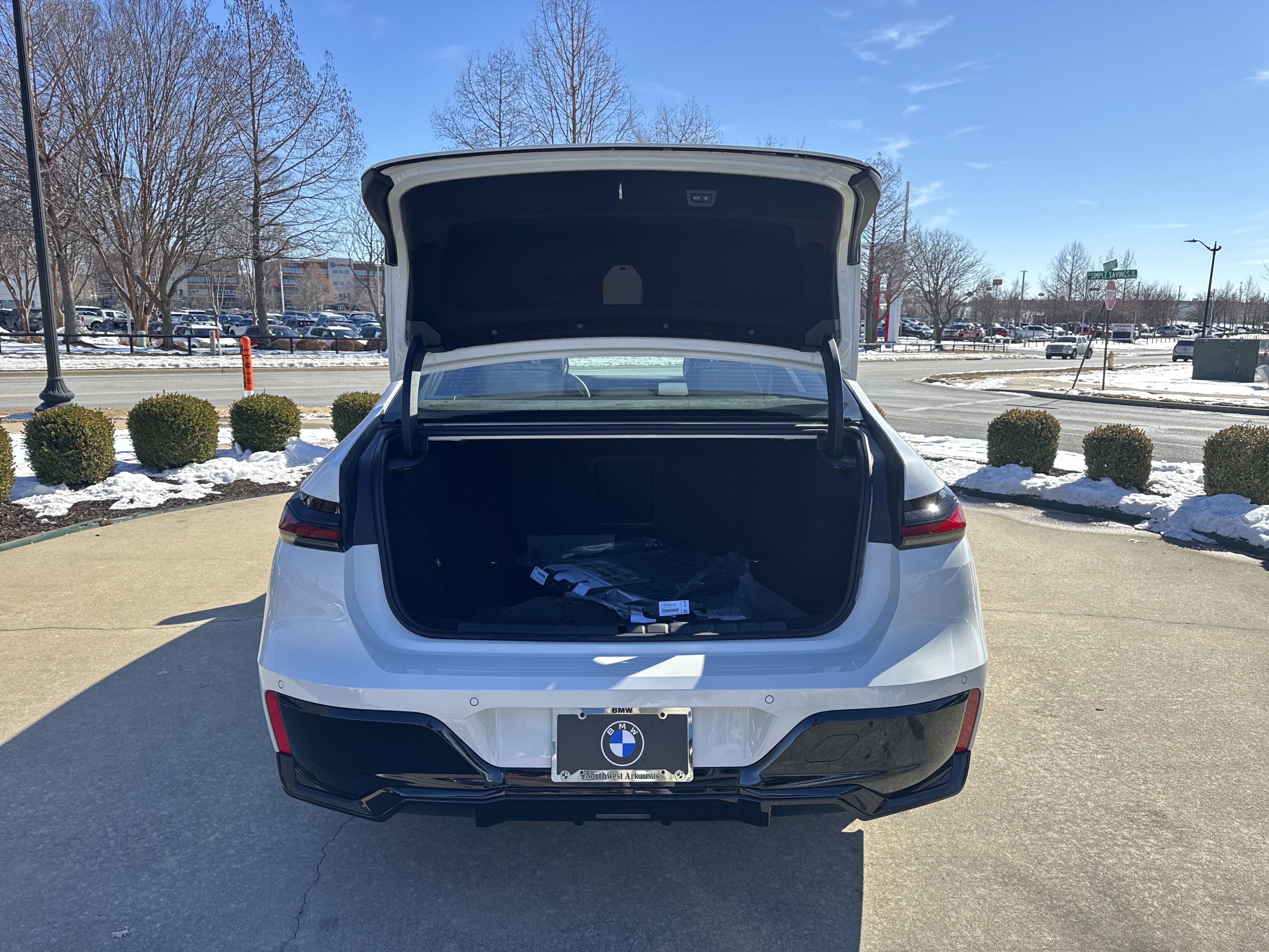 New 2026 BMW 750e xDrive w/ Executive Package AWD/4WD image 24
