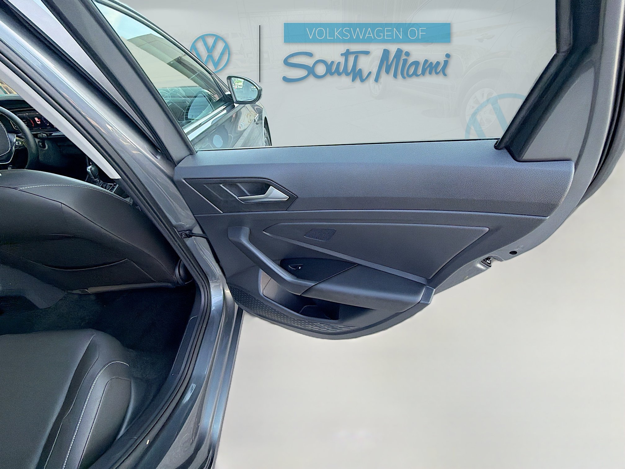 Used 2019 Volkswagen Jetta SEL w/ Cold Weather Package FWD image 28