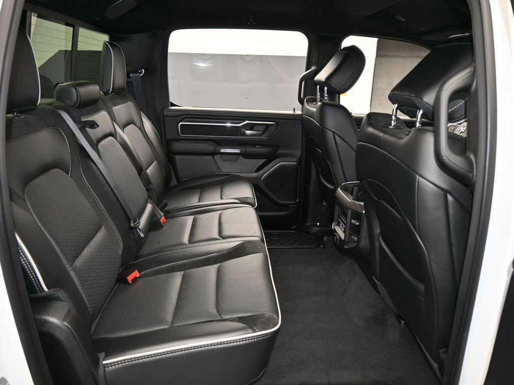 Used 2025 RAM 1500 Laramie image 46