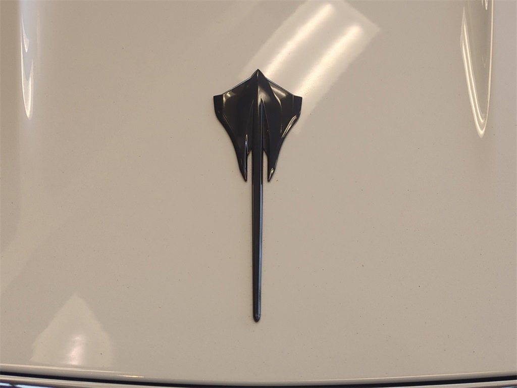 Used 2023 Chevrolet Corvette Stingray w/ Z51 Performance Package image 15