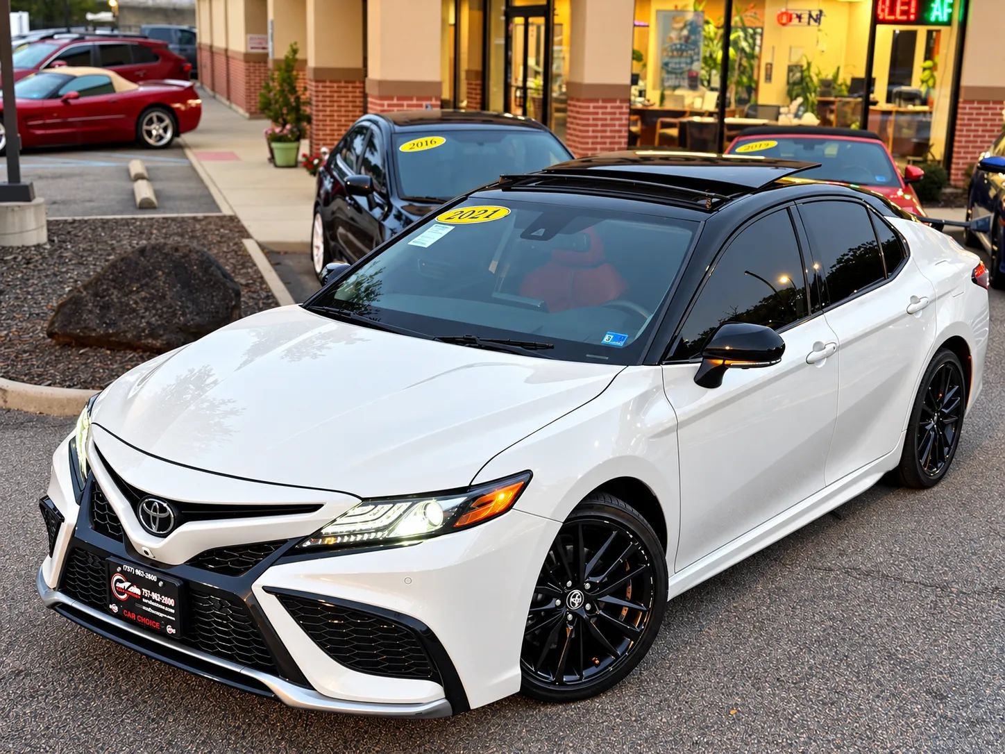 Used 2024 Toyota Camry XSE w/ Navigation Package FWD image 10