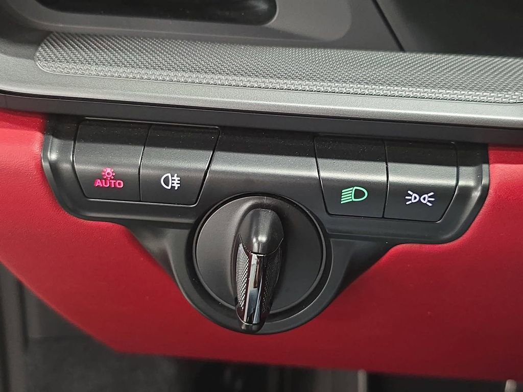 Certified 2022 Porsche 911 Carrera image 21