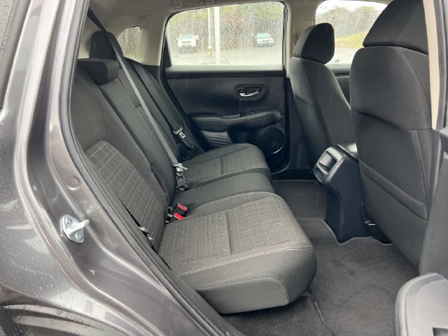 Used 2025 Honda HR-V LX image 10