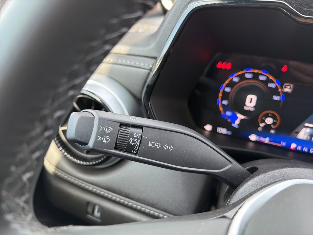 Used 2024 Chevrolet Colorado LT w/ LT Convenience Package II image 30