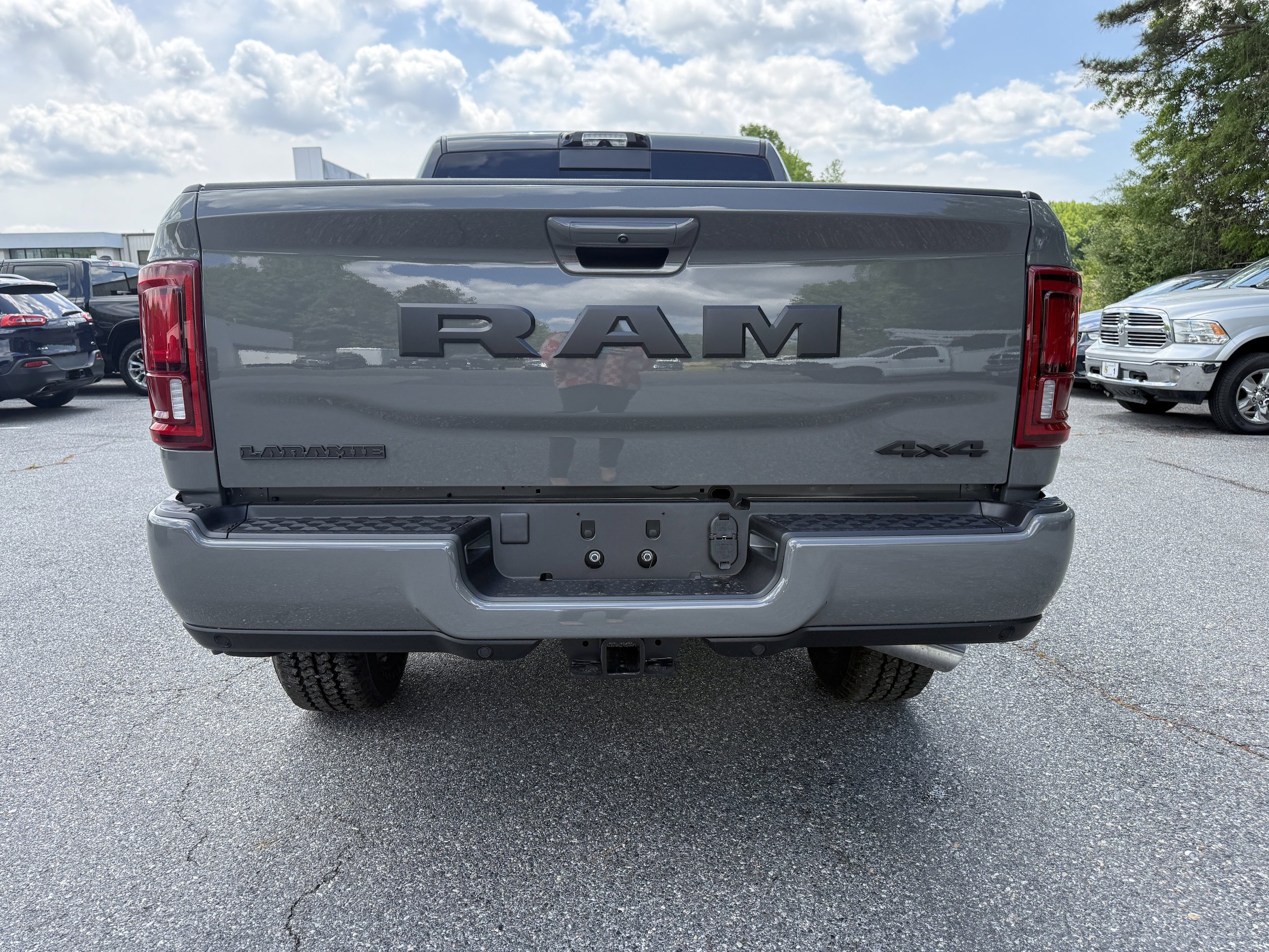 New 2026 RAM 2500 Laramie AWD/4WD image 6
