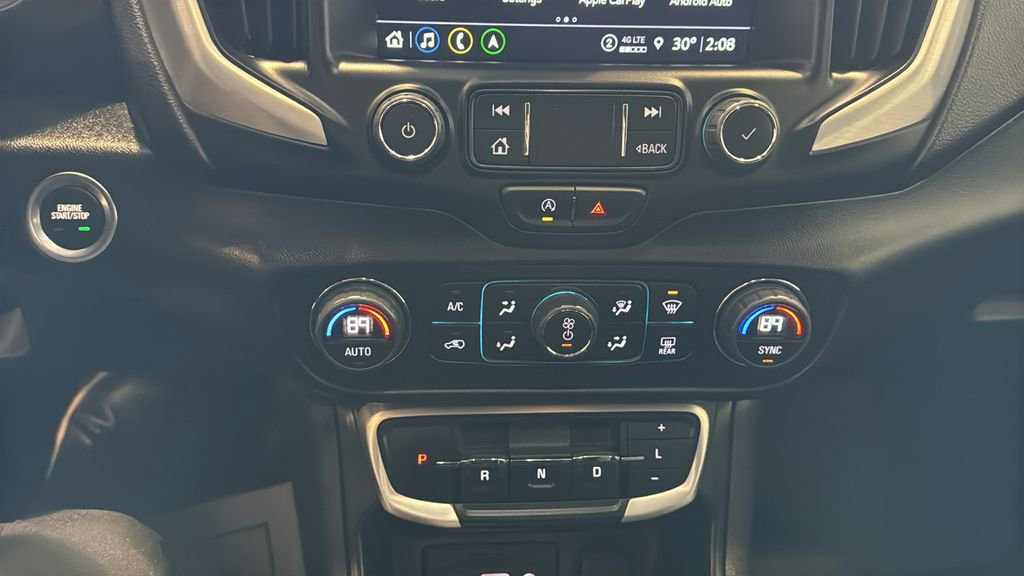 Used 2023 GMC Terrain SLE w/ Driver Convenience Package image 27