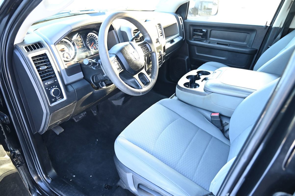 Used 2018 RAM 2500 Tradesman w/ Chrome Appearance Group image 17