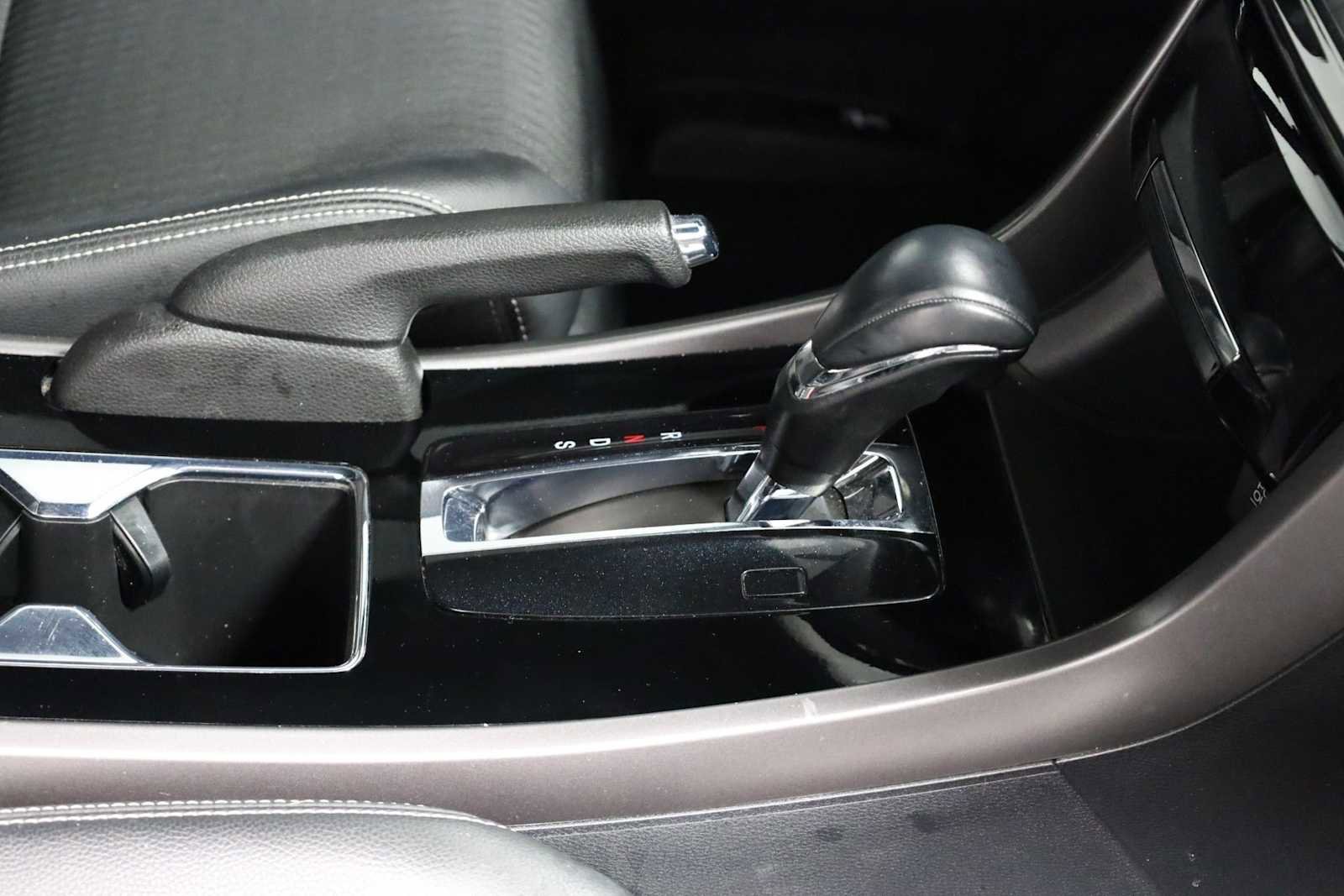 Used 2016 Honda Accord Sport image 19