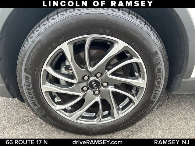 Used 2022 Lincoln Corsair AWD w/ Equipment Group 101A image 25