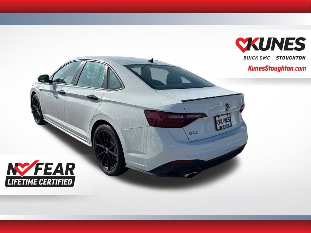 Used 2024 Volkswagen Jetta GLI 40th Anniversary Edition image 9