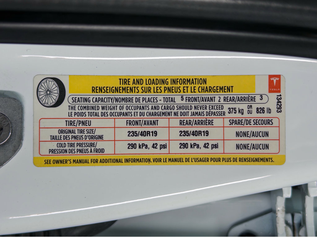 Used 2018 Tesla Model 3 Long Range image 28