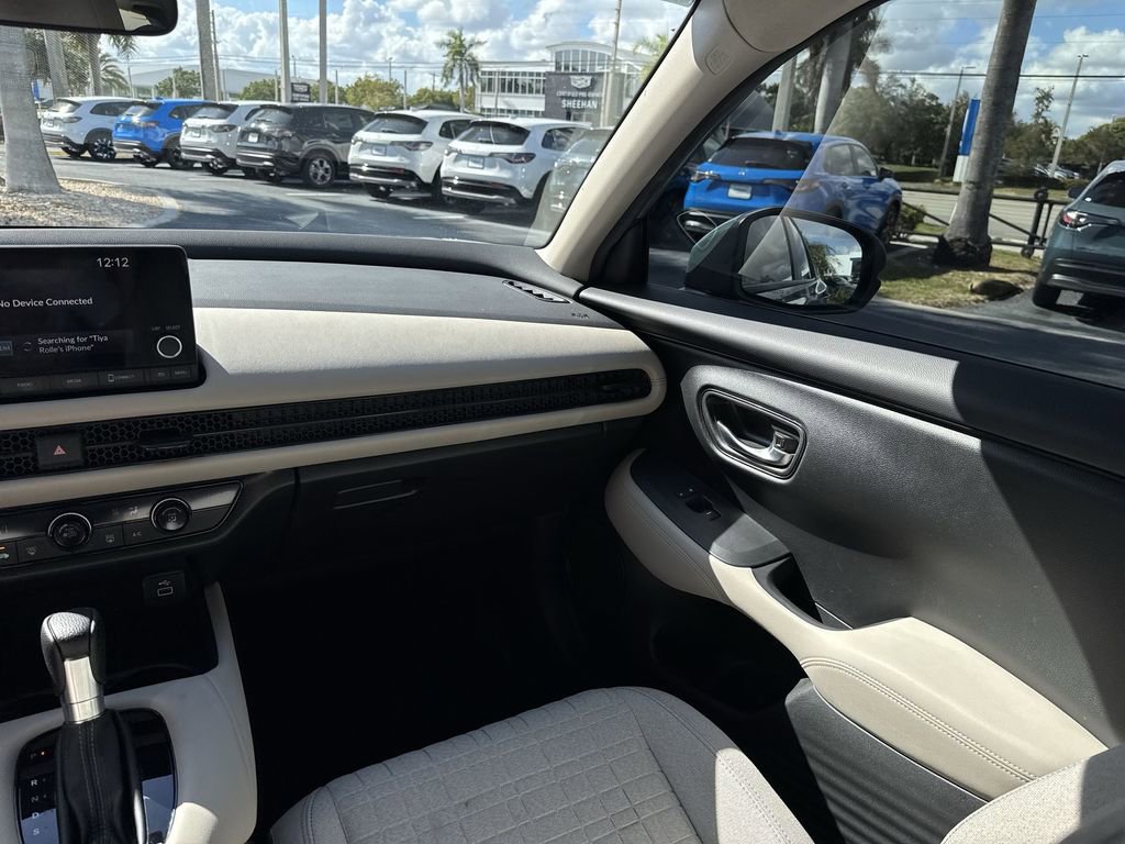 Used 2024 Honda HR-V LX image 11