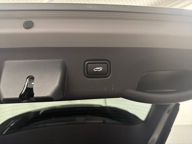 Certified 2025 Kia Sportage X-Line w/ Premium Package AWD/4WD image 12