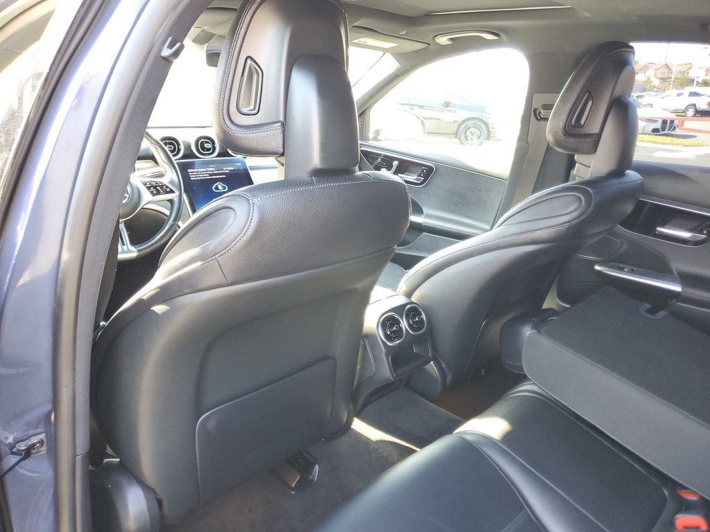 Used 2023 Mercedes-Benz C 300 Sedan image 16