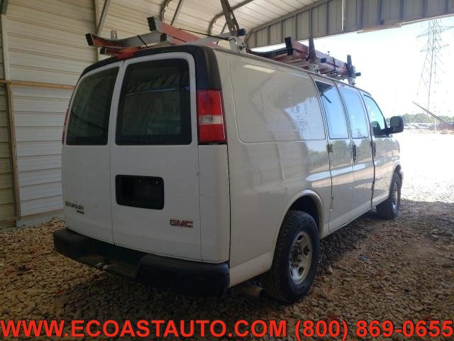 Used 2015 GMC Savana 2500 RWD image 2