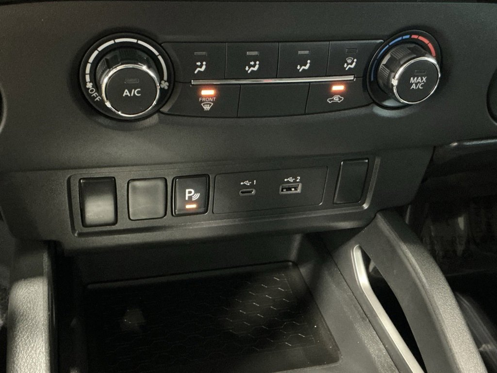 Used 2024 Nissan Frontier SV w/ Technology Package image 7