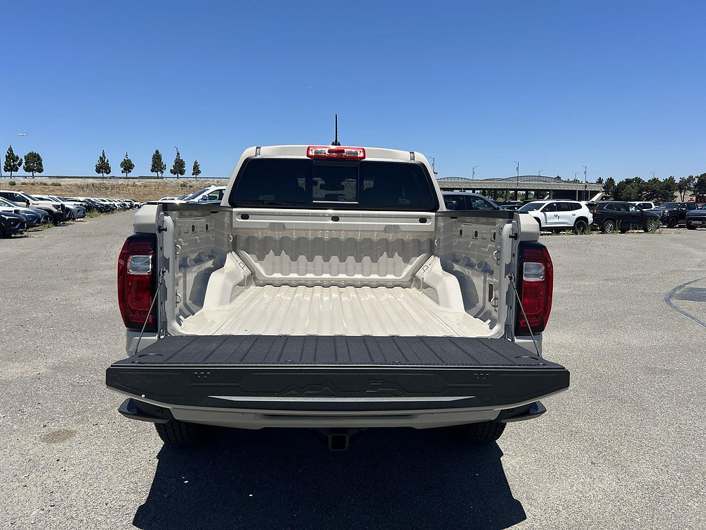 New 2026 GMC Canyon Elevation RWD image 27