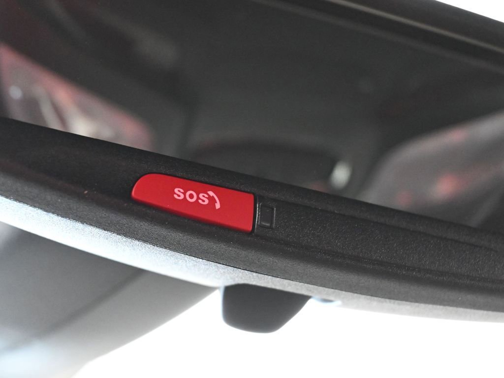 Used 2025 Jeep Compass Latitude image 24