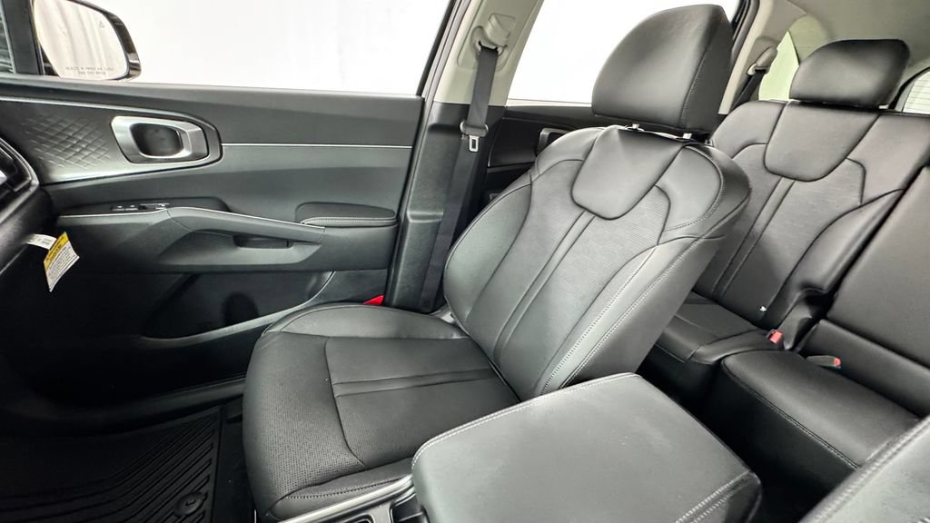 New 2026 Kia Sorento S AWD/4WD image 13