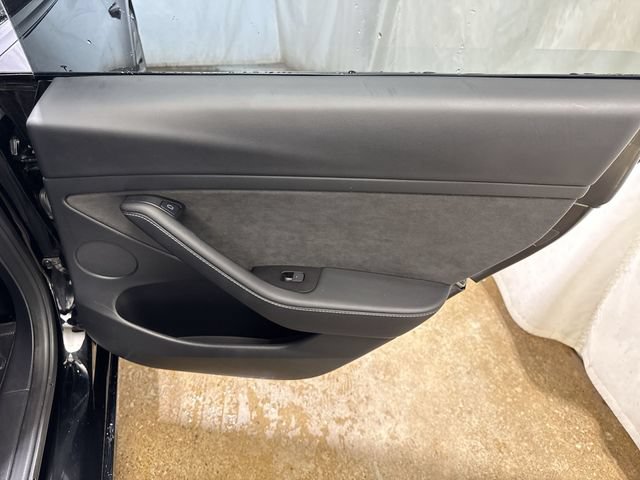 Used 2022 Tesla Model 3 RWD image 32